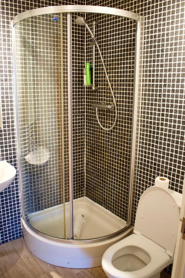 2 Bedroom Flat With Balcony Views Of Arthur's Seat * Edinburgh