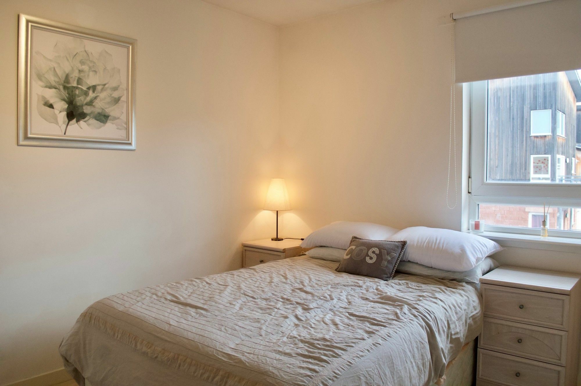Apartment 2 Bedroom Flat With Balcony Views Of Arthur's Seat *
